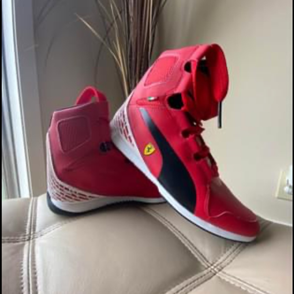 Red Puma high top